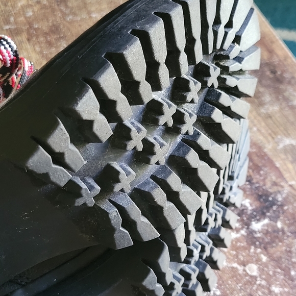 Heeled boot - Picture 2 of 8